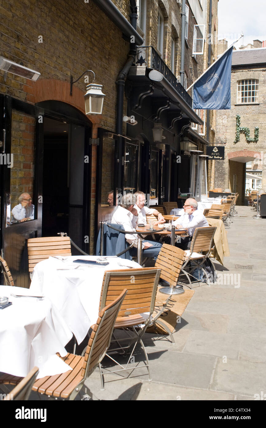 Mayfair Art Gallery High Resolution Stock Photography and Images Alamy