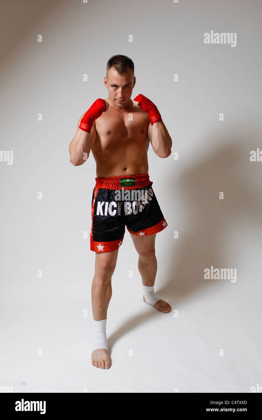 kick boxer training Stock Photo - Alamy