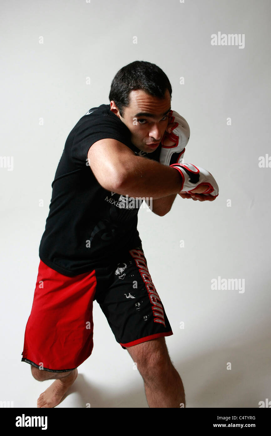 kick boxer training Stock Photo - Alamy