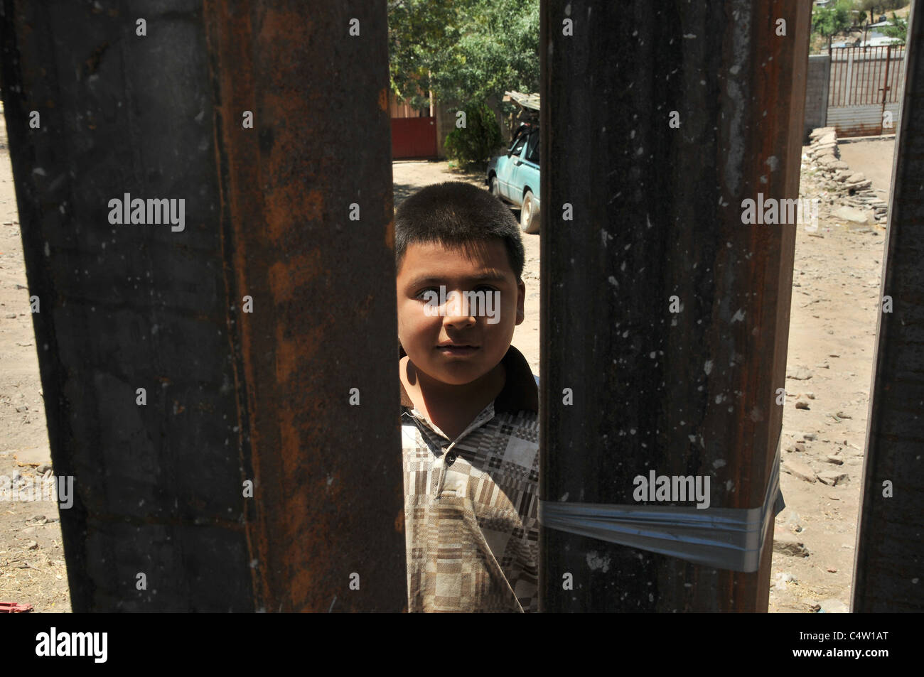 Replacement of the border wall at Nogales, Arizona, USA, and Nogales ...