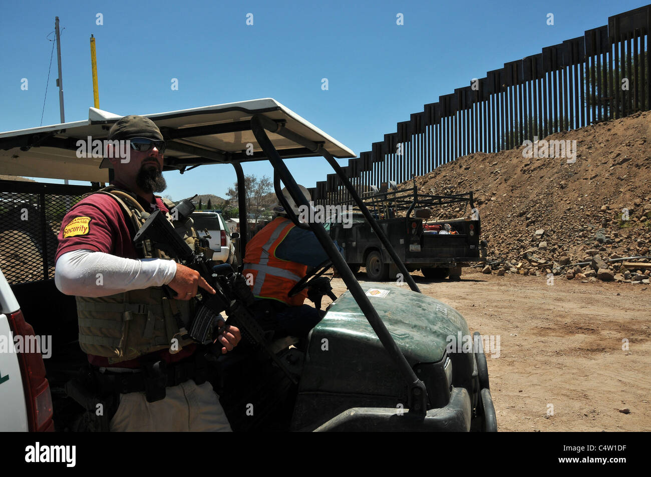 Replacement of the border wall at Nogales, Arizona, USA, and Nogales ...
