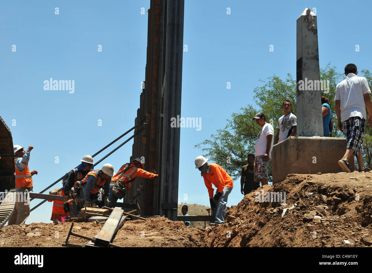 Replacement of the border wall at Nogales, Arizona, USA, and Nogales ...