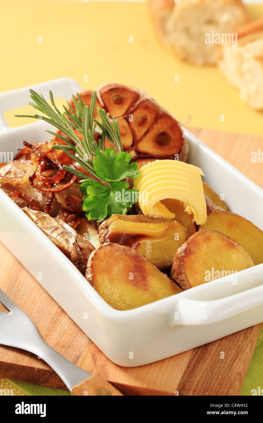 Potato onion garlic hires stock photography and images Alamy