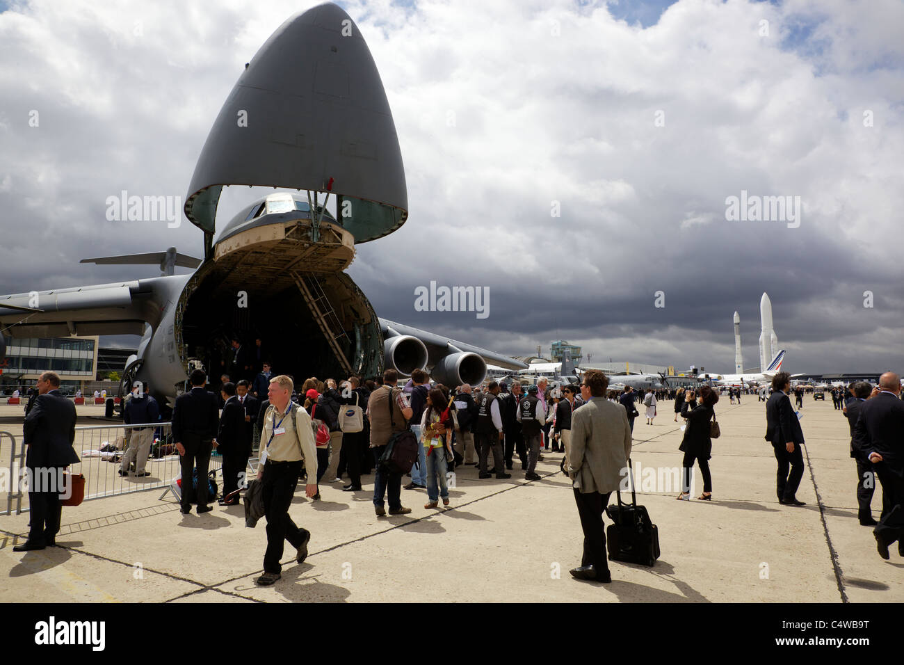 Crowds gather next to the C-5M Super Galaxy at the Paris Air Show, June 2011 Stock Photo
