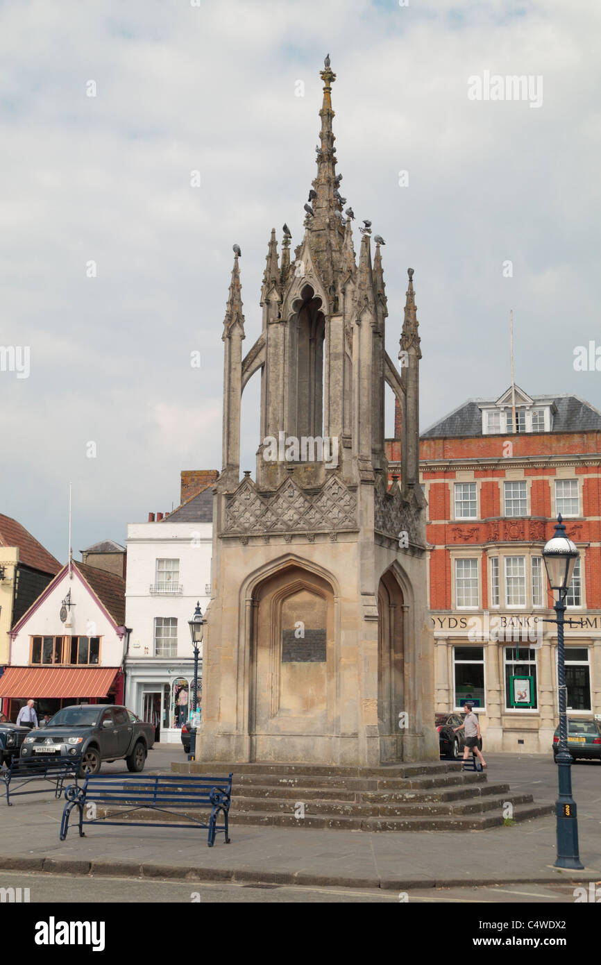 The Market Cross, built in 1814 and marketplace in Devizes, Wiltshire ...