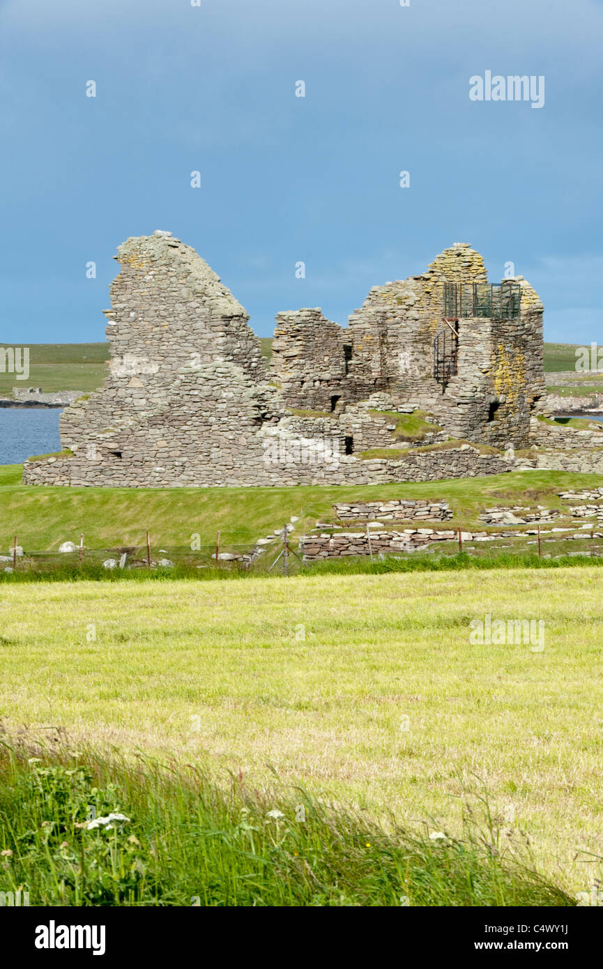 Jarlshof Prehistoric and Norse Settlement, Sumburgh Shetland Subarctic Archipelago Scotland UK Europe Stock Photo