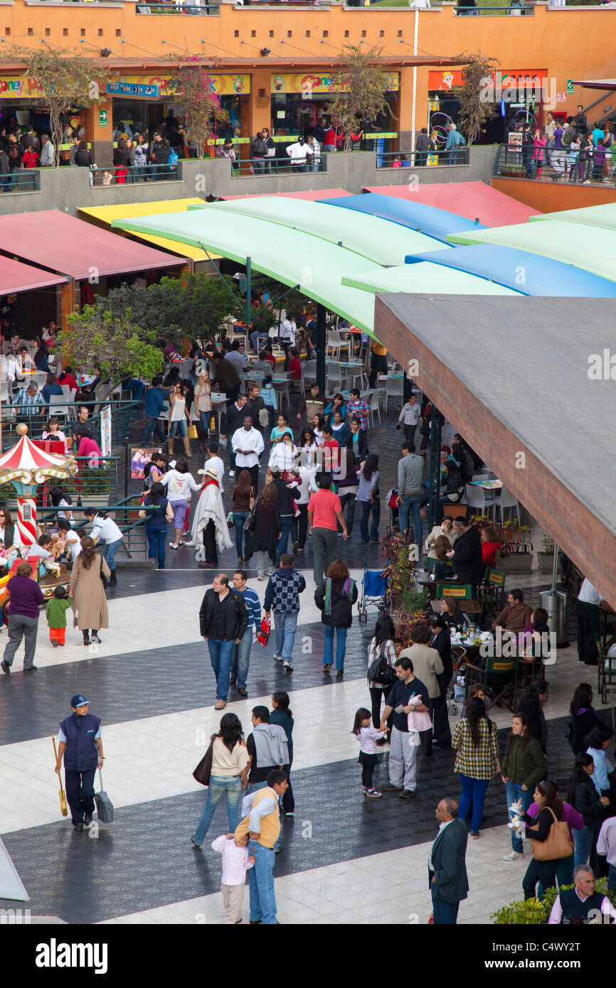 Trendy modern mall Largomar, Miraflores, Lima, Peru Stock Photo