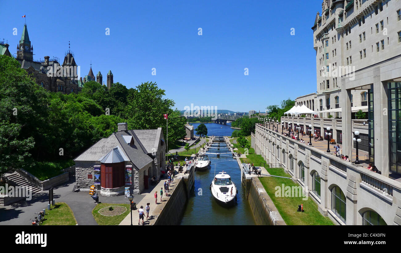 Canadian Cities, Rideau Canal and Parliament Buildings, Ottawa Ontario Canada. Stock Photo