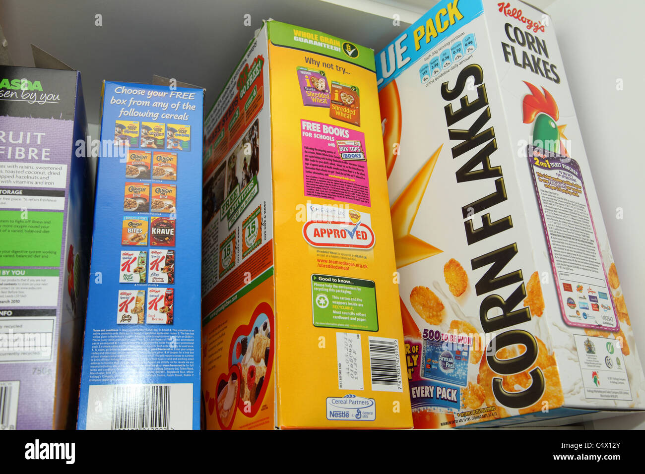 Breakfast cereal boxes hires stock photography and images Alamy