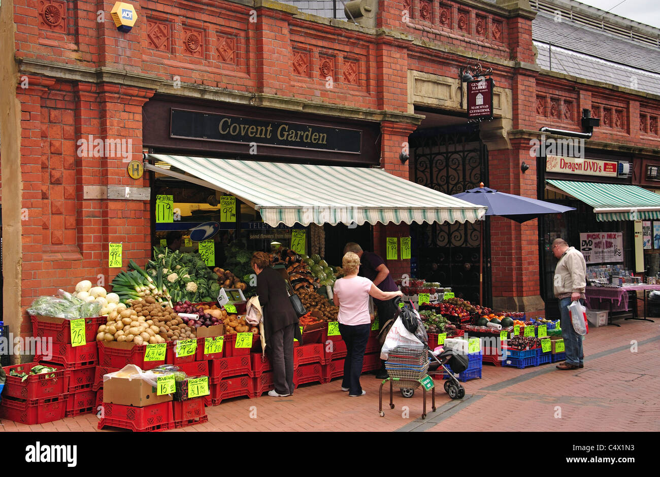 Fruit and vegetable shop, Wrexham General Market, Town Centre, Wrexham, Wrexham County Borough, Wales, United Kingdom Stock Photo