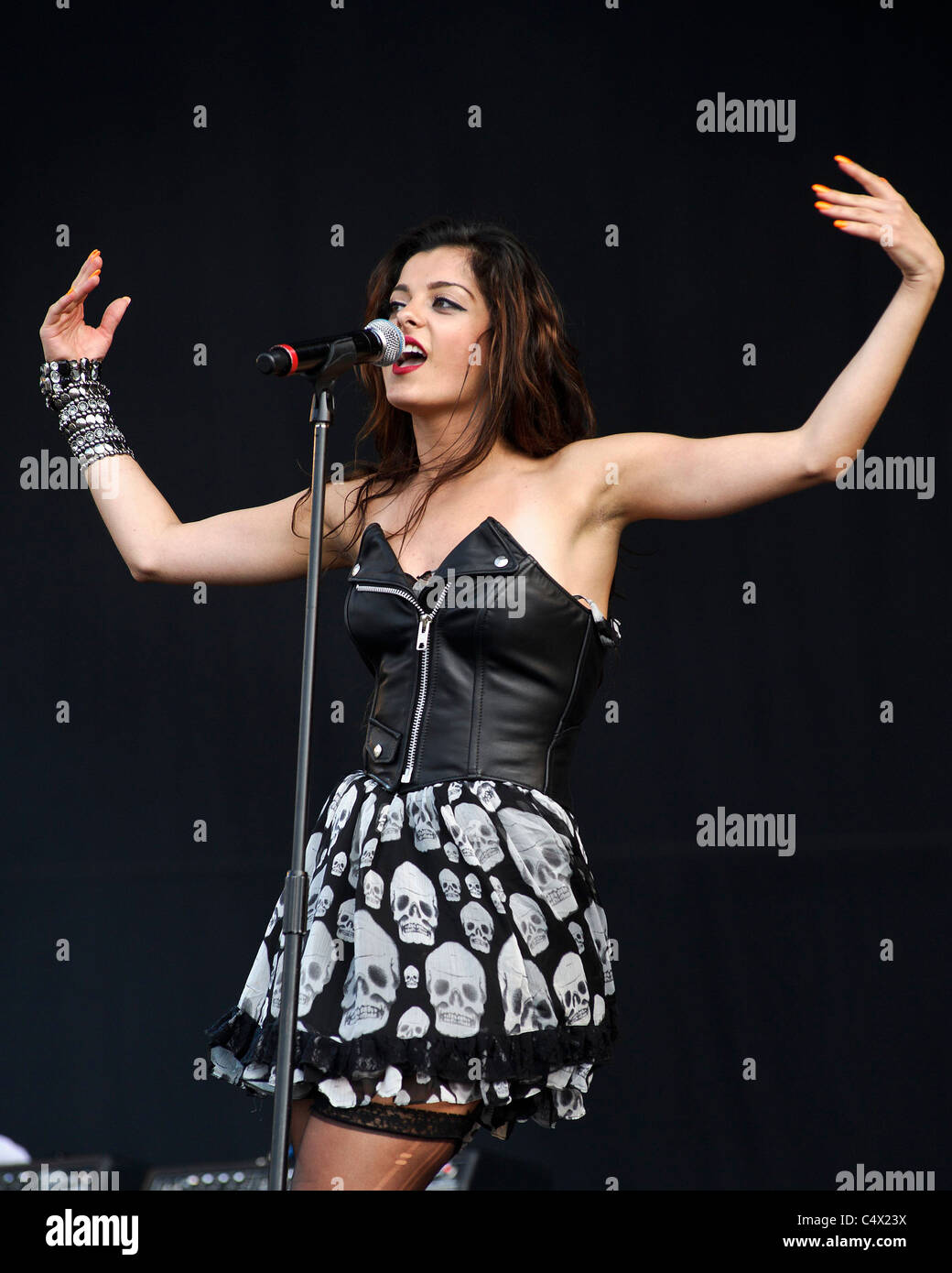 Black Cards Plays Hard Rock Calling Hyde Park London On Saturday 25th June 11 Persons Pictured Bebe Rexha Vocals Pictu Stock Photo Alamy Black Cards Plays Hard Rock Calling Hyde Park London On Saturday 25th June 11 Persons Pictured Bebe Rexha Vocals Pictu Stock Photo Alamy
