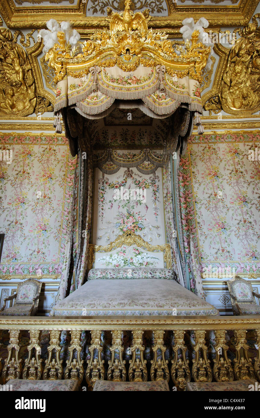 Marie Antoinette S Bed In The Palace Of Versailles Near