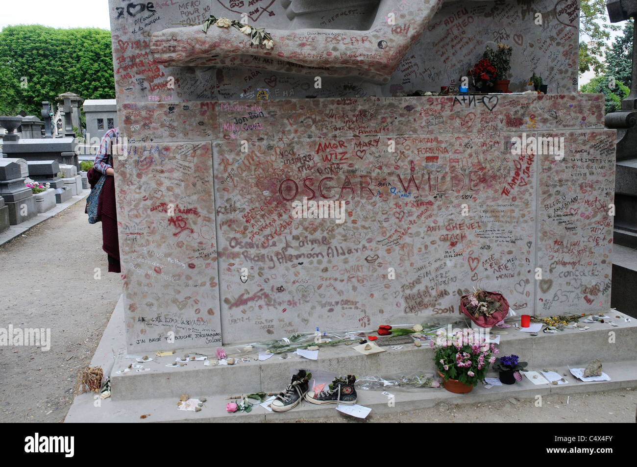 Oscar Wilde's grave at Pere Lachaise cemetery in Paris Stock Photo