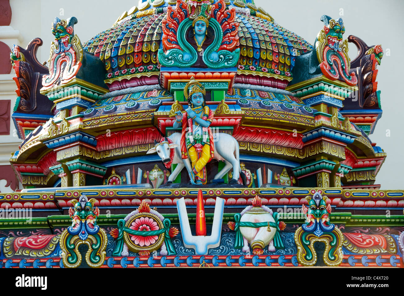 Colourful sculptures on the Sri Srinivasa Perumal Temple Singapore Stock Photo