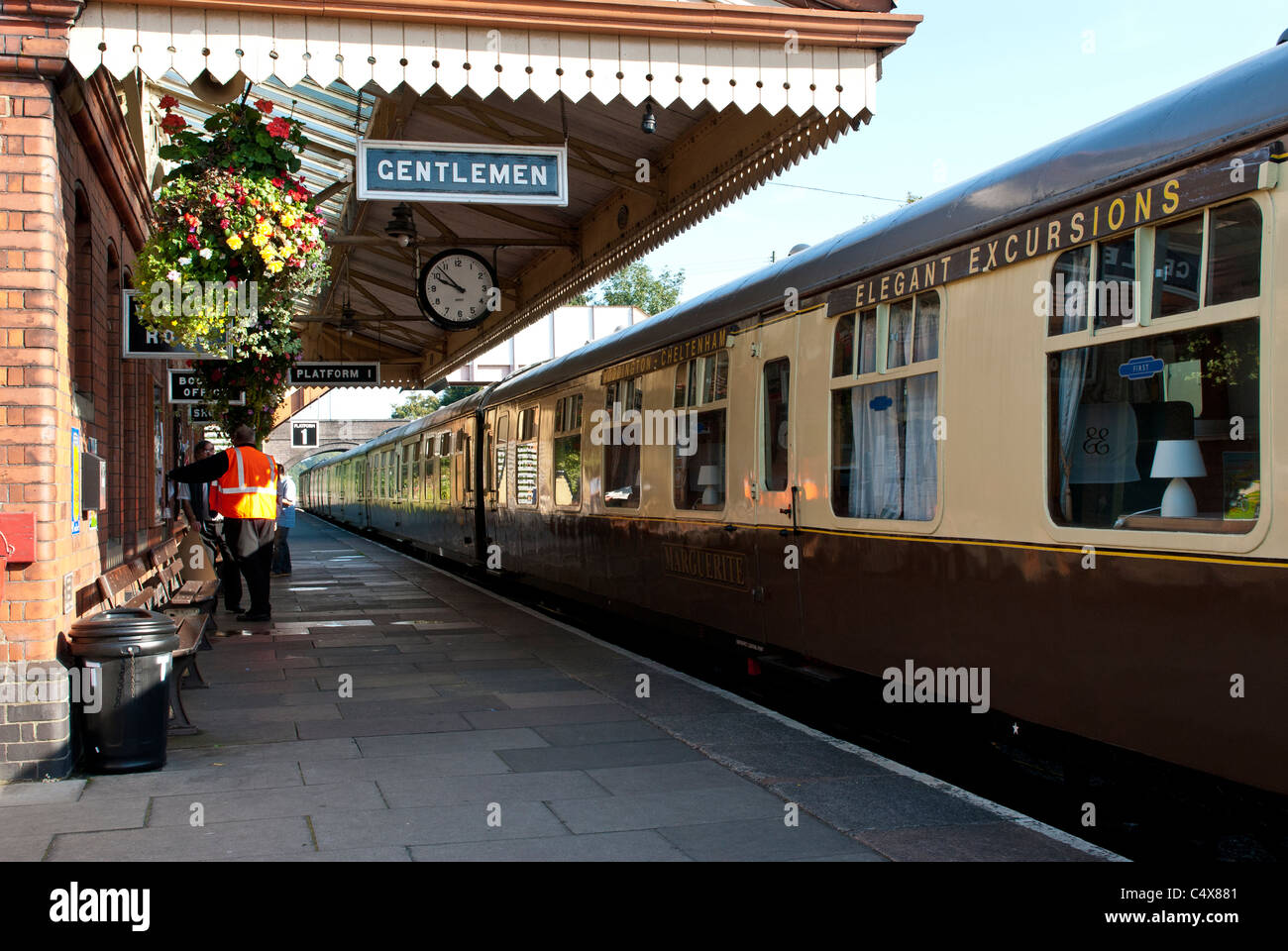 Gloucester and Warwickshire railway station at Toddington Stock Photo
