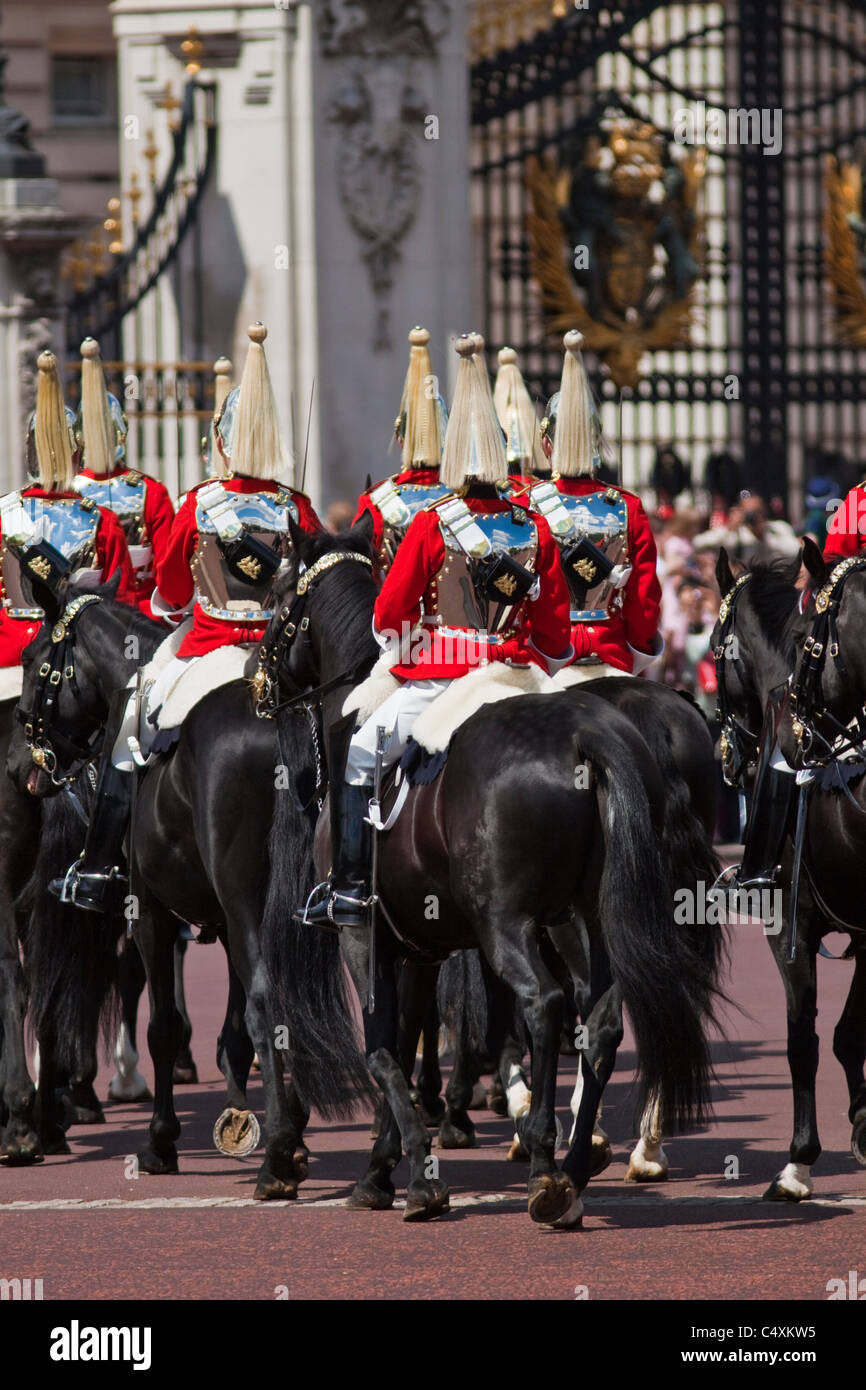 Blues & Royals of the Household cavalry passing Buckingham palace Stock Photo
