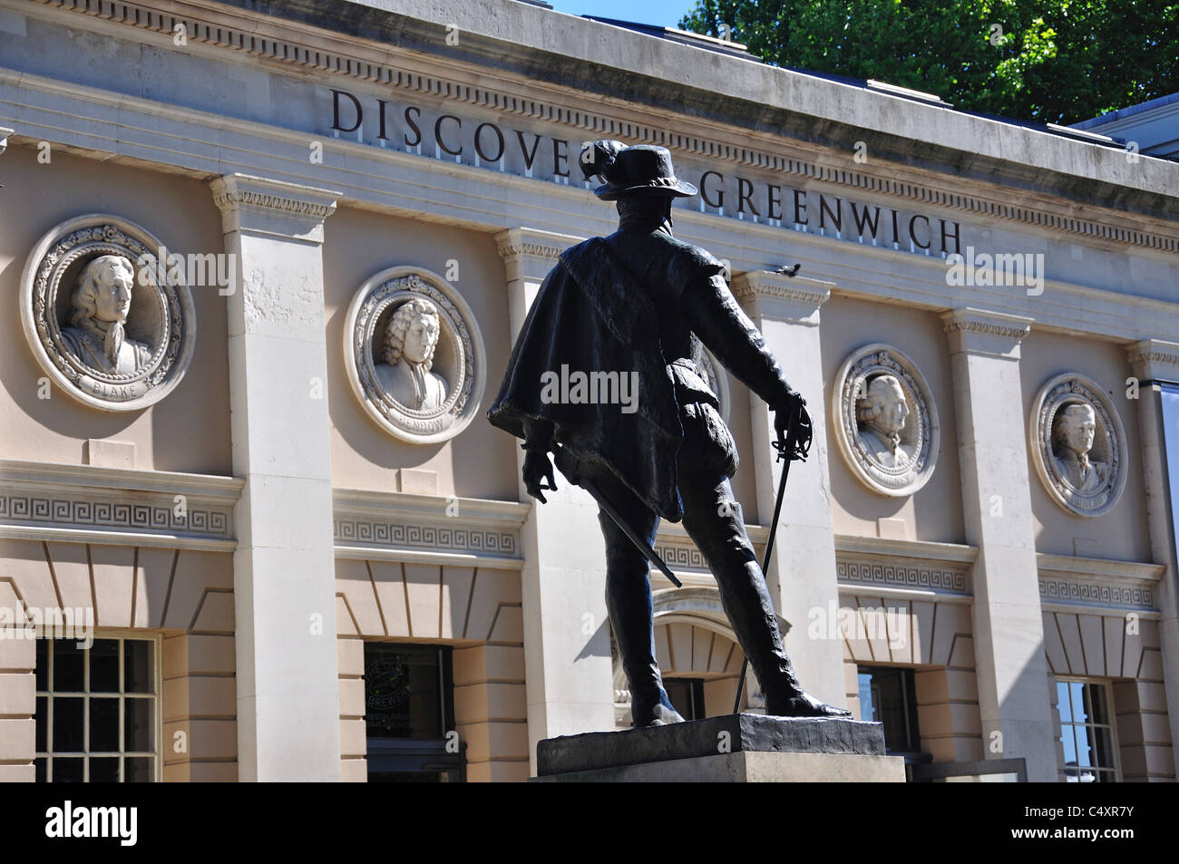 Sir Walter Raleigh statue, Discover Greenwich Visitor Centre, Greenwich, Borough of Greenwich, London, England, United Kingdom Stock Photo