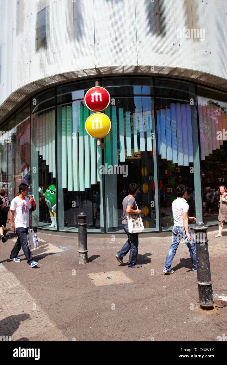 M&M's World SoHo Leicester Square Chocolate, M Logo, text, retail png