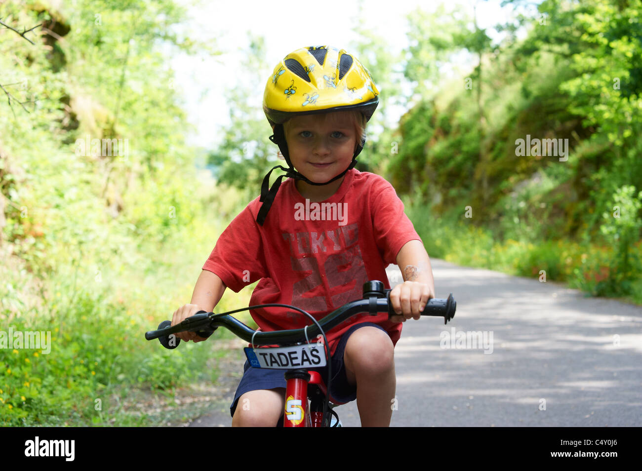 cycle helmet for 4 year old