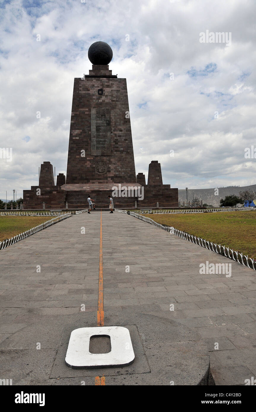middle-of-the-world-monument-hi-res-stock-photography-and-images-alamy