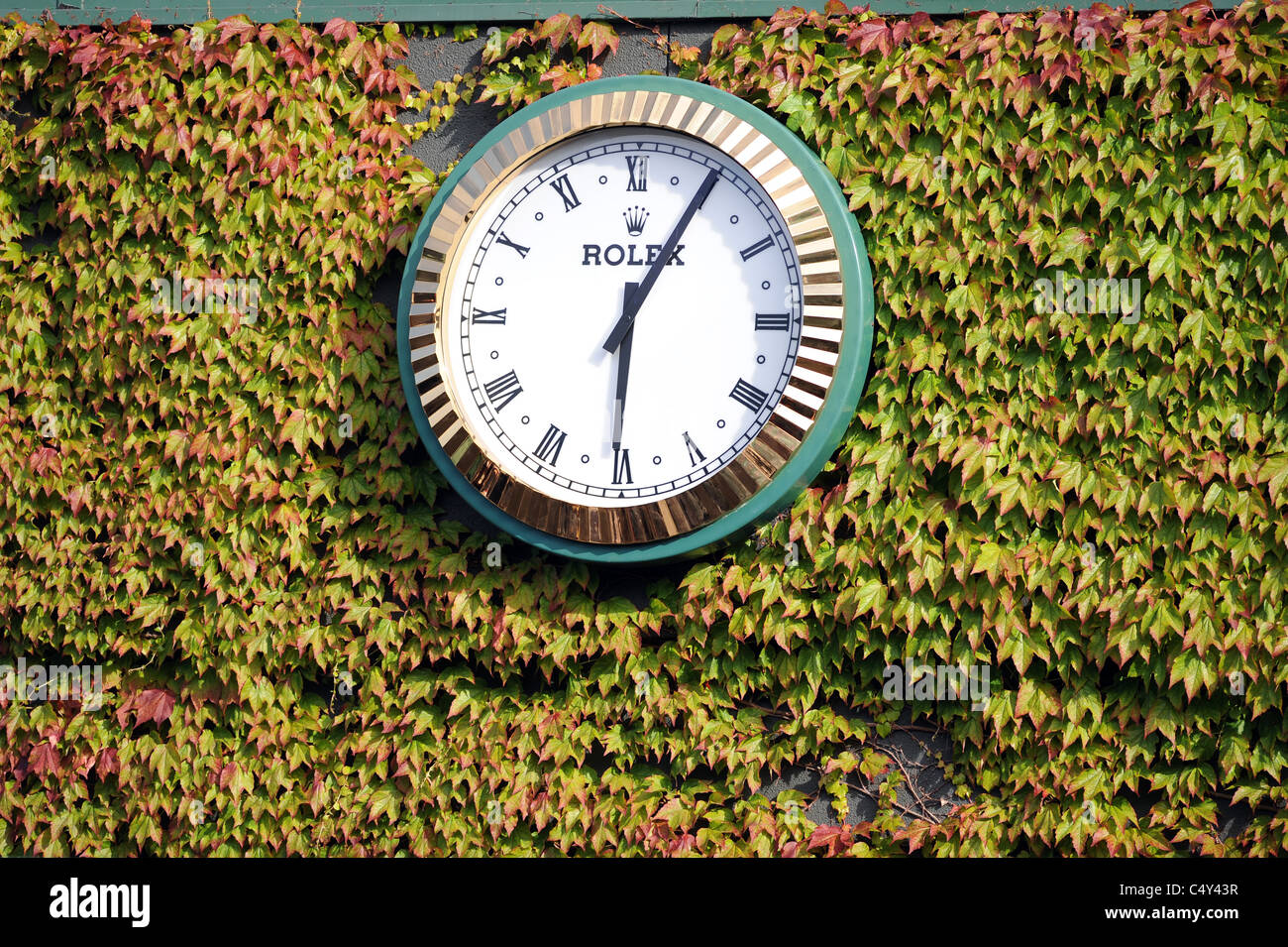 Rolex clock wimbledon hi-res stock photography and images - Alamy