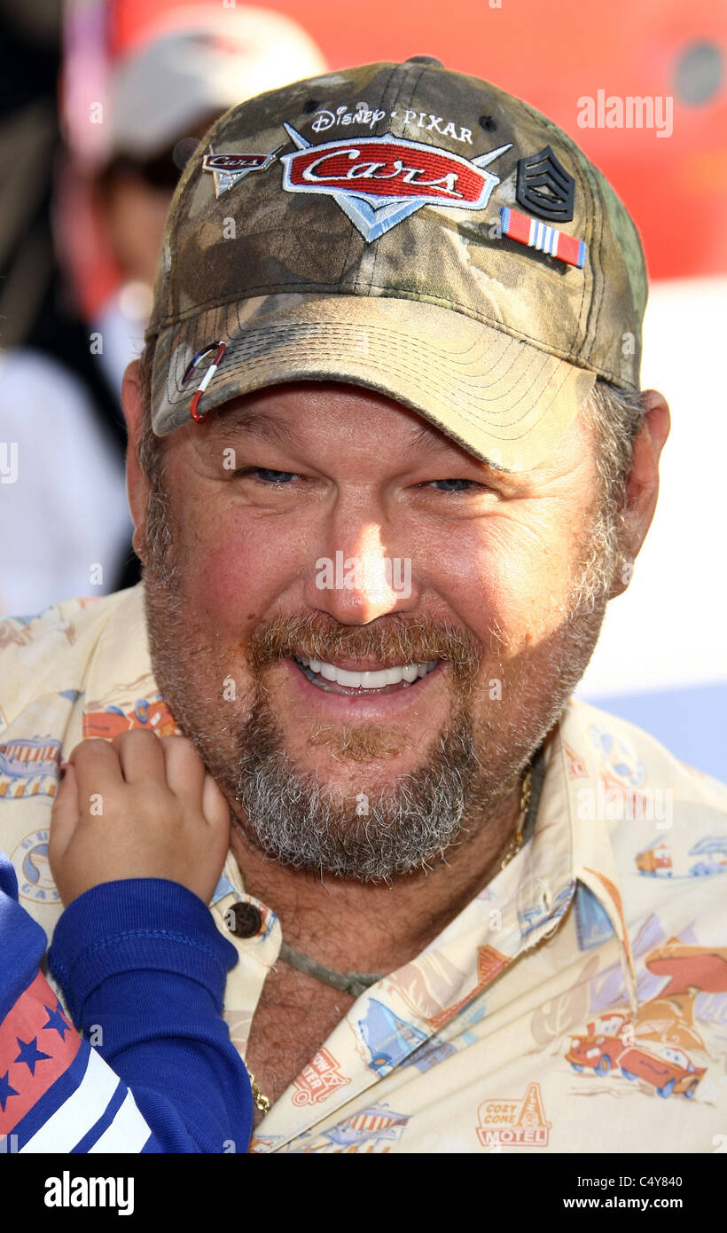 Larry the cable guy hat 2025