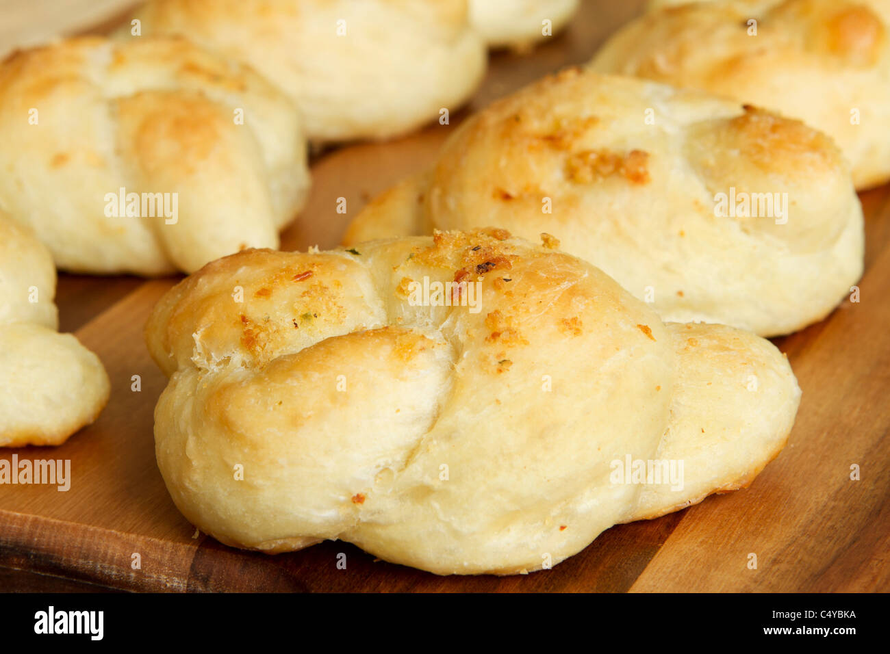garlic knots and bread closeup Stock Photo Alamy