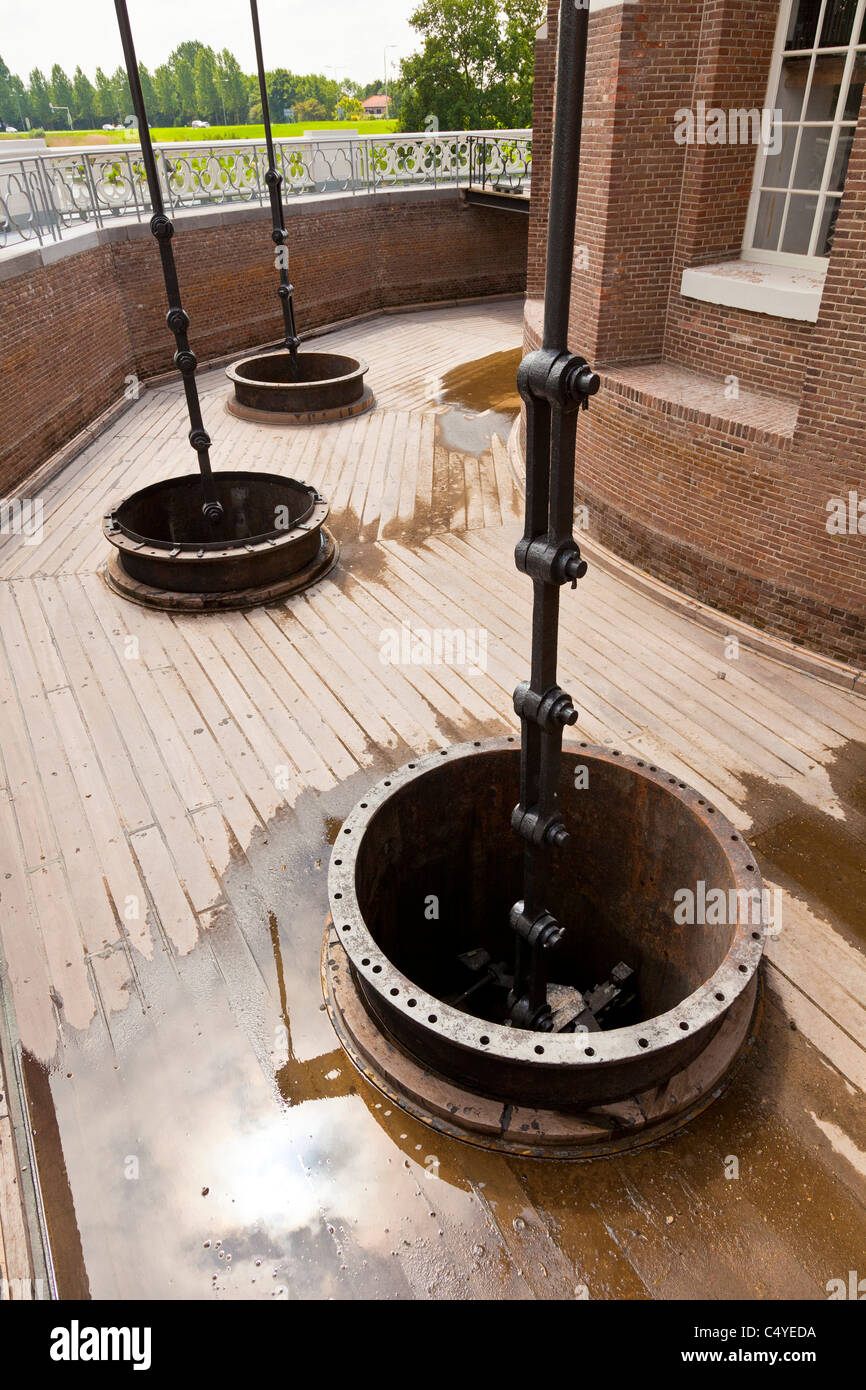 Water pumps of beam engine at De Cruquius steam powered water pumping