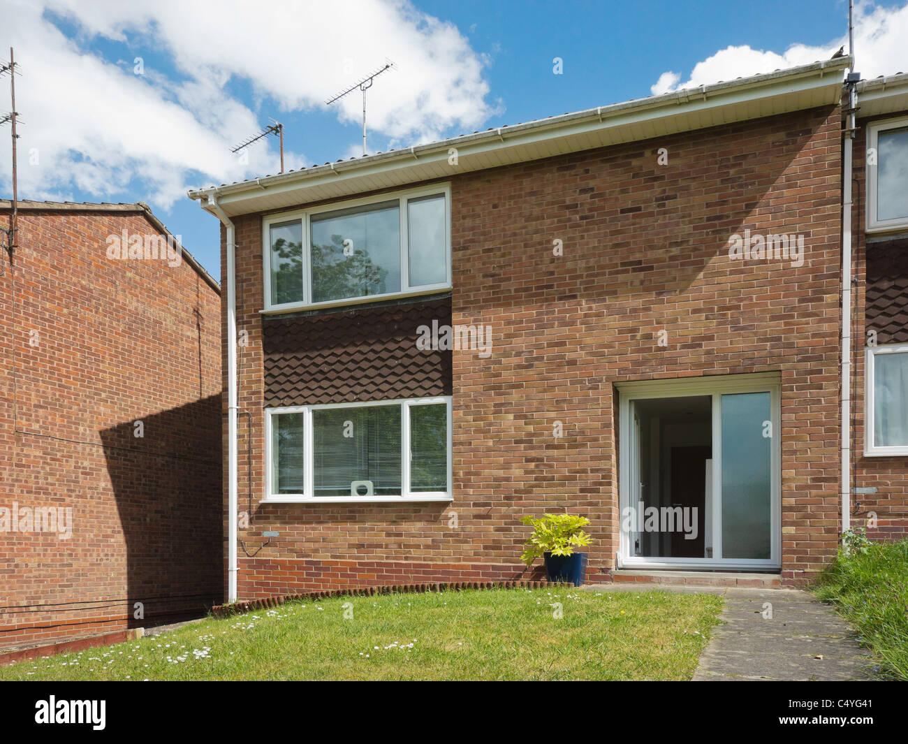 Property properties real estate house houses semi detached house hi res