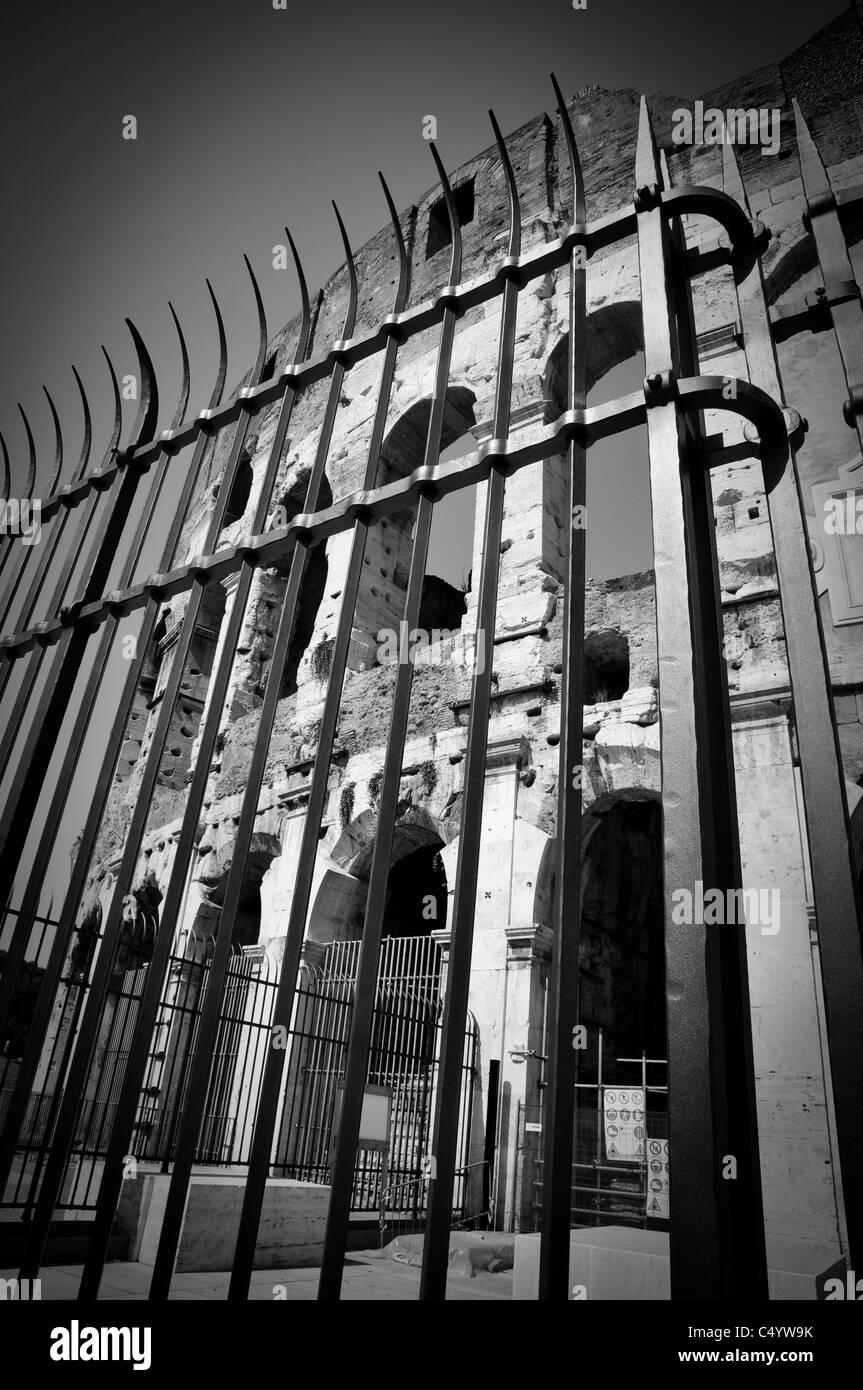 Italy iron gate hires stock photography and images Alamy