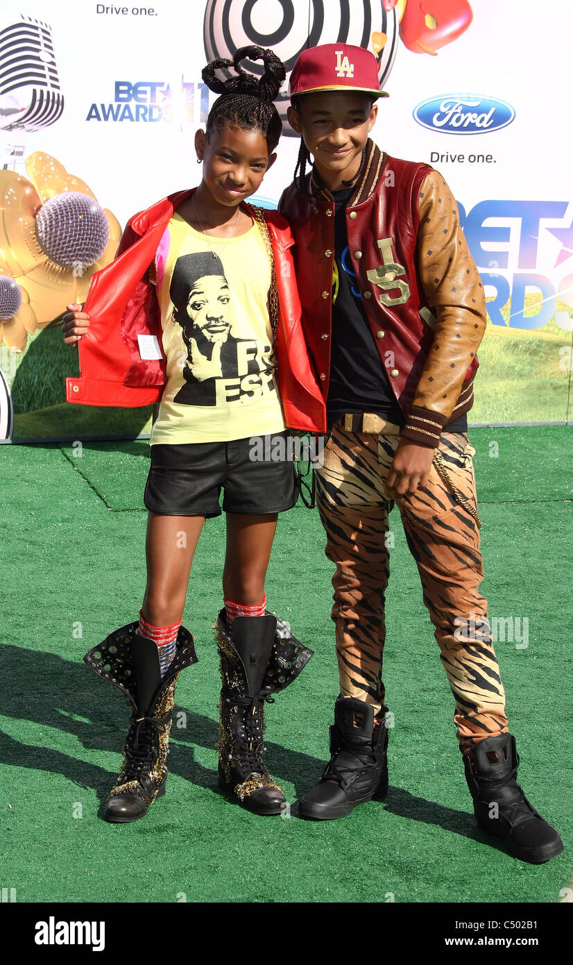 WILLOW SMITH JADEN SMITH BET AWARDS 2011 ARRIVALS DOWNTOWN LOS ANGELES