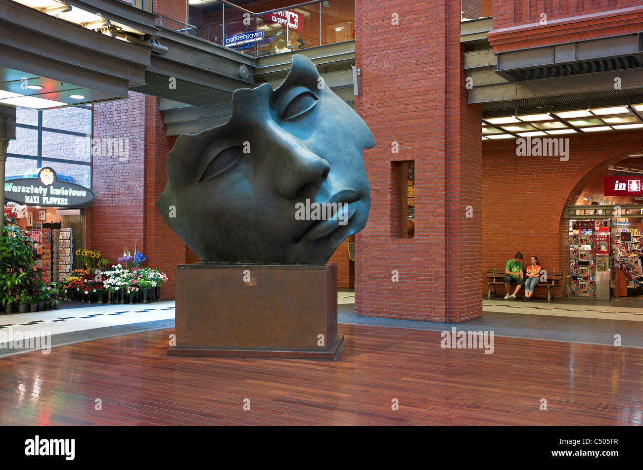 Page 2 - Architecture Company Polish High Resolution Stock Photography and  Images - Alamy