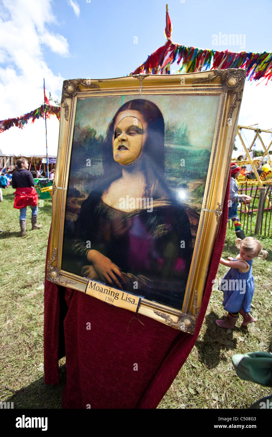 Fancy dress mona lisa hi-res stock photography and images - Alamy