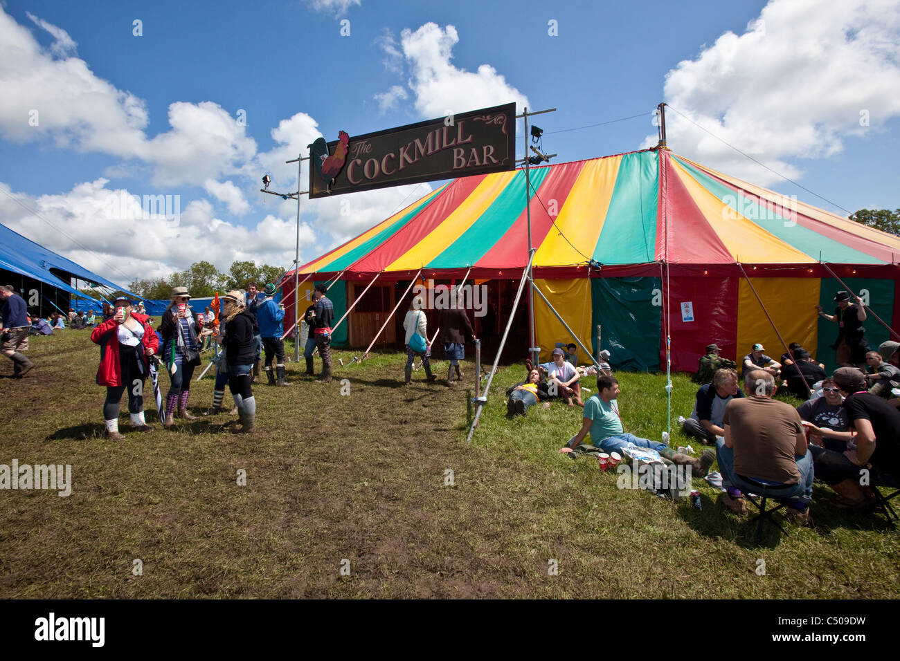 The Cockmill real ale bar at the Glastonbury festival 2011 Stock Photo Alamy