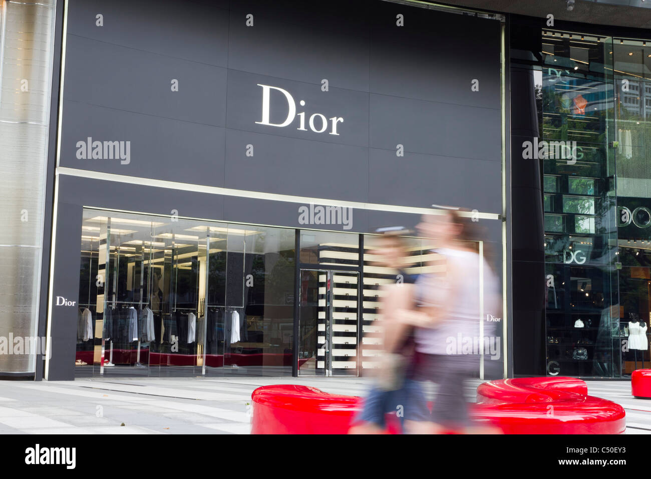 Dior shop in Singapore's ION Shopping Centre Stock Photo - Alamy