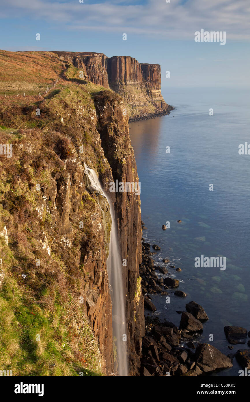 Kilt Rock Waterfall, Isle of Skye, Scotland Stock Photo - Alamy