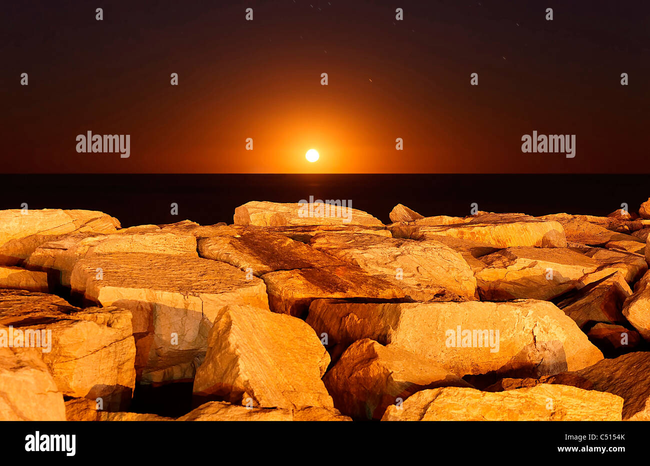 Shining rocks hi-res stock photography and images - Alamy