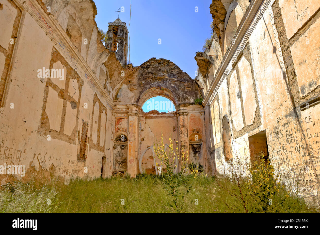 Historic earthquake hi-res stock photography and images - Alamy