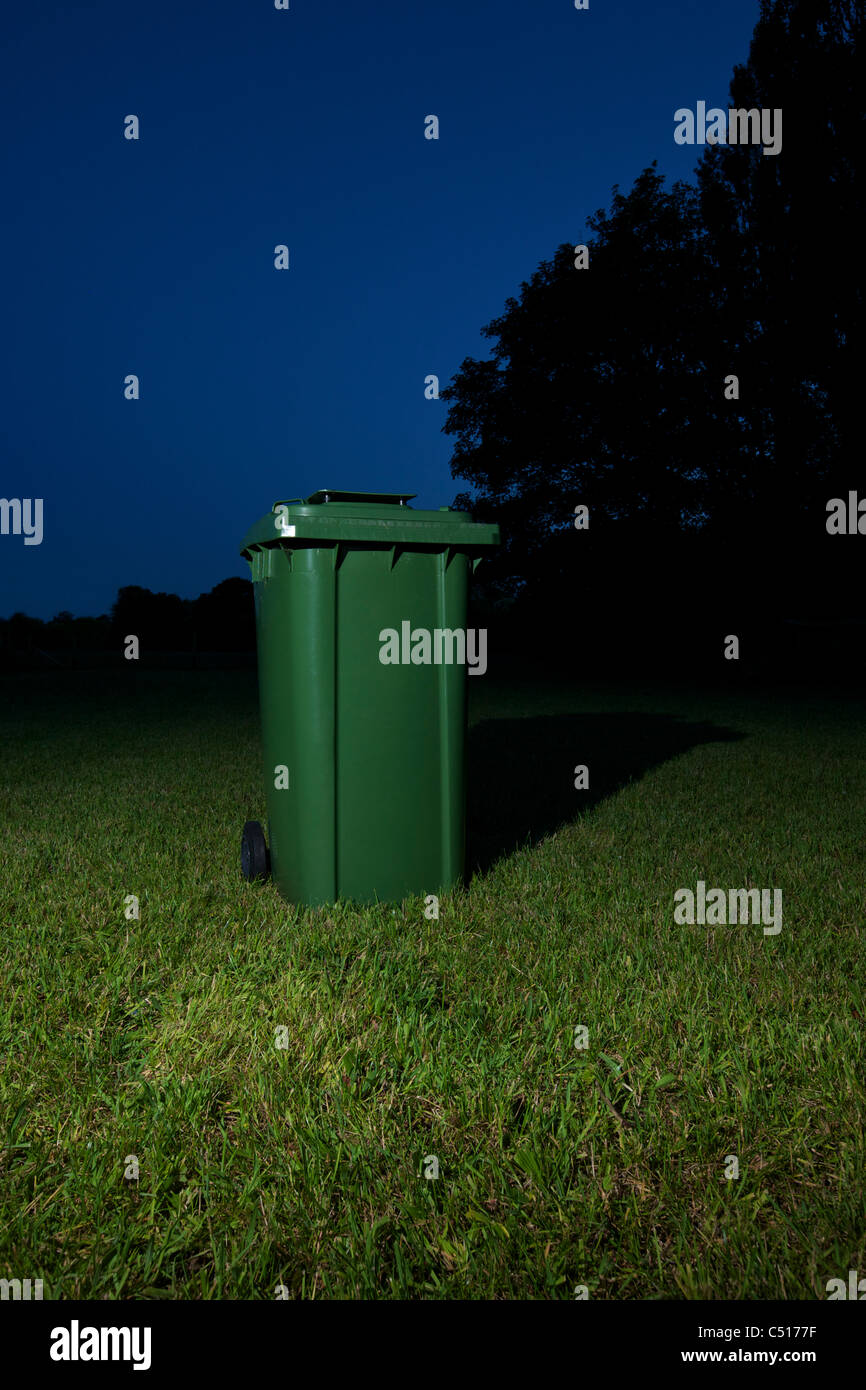 Green Recycling Bin Stock Photo Alamy