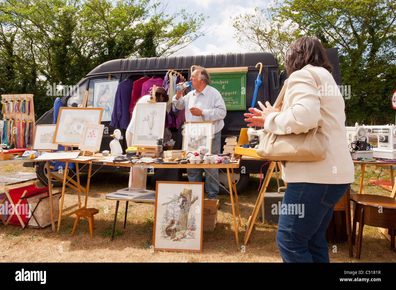 Car boot sale uk hires stock photography and images Alamy