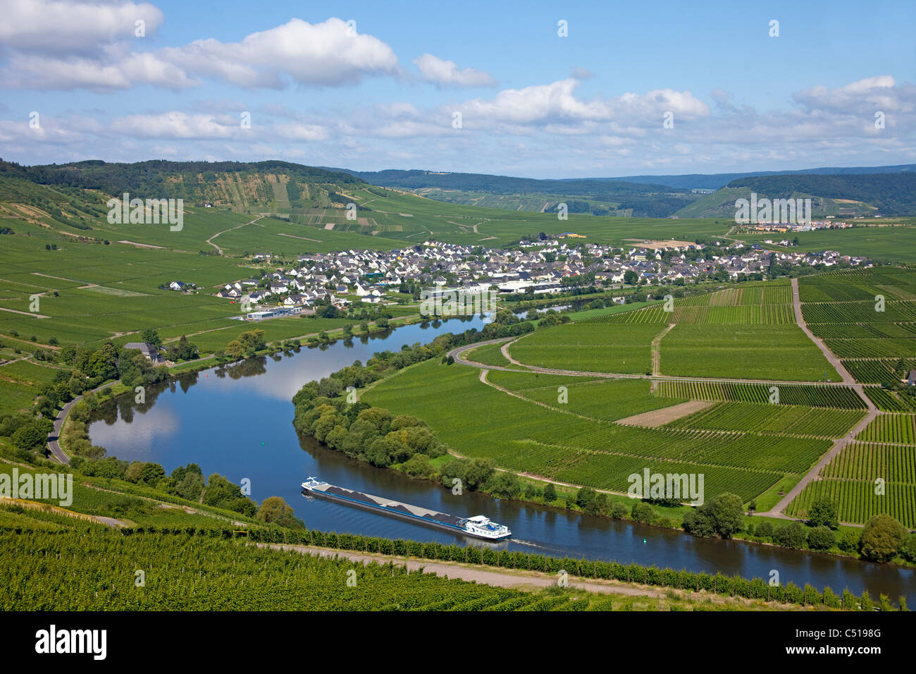 The wine village Leiwen at Moselle river, Rhineland-Palatinate, Germany Stock Photo