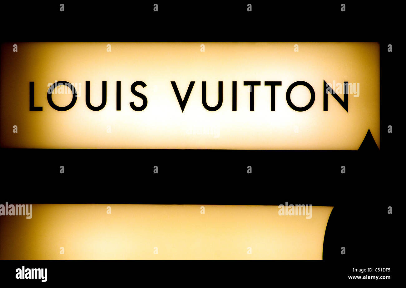 Louis Vuitton Stock Illustrations – 146 Louis Vuitton Stock