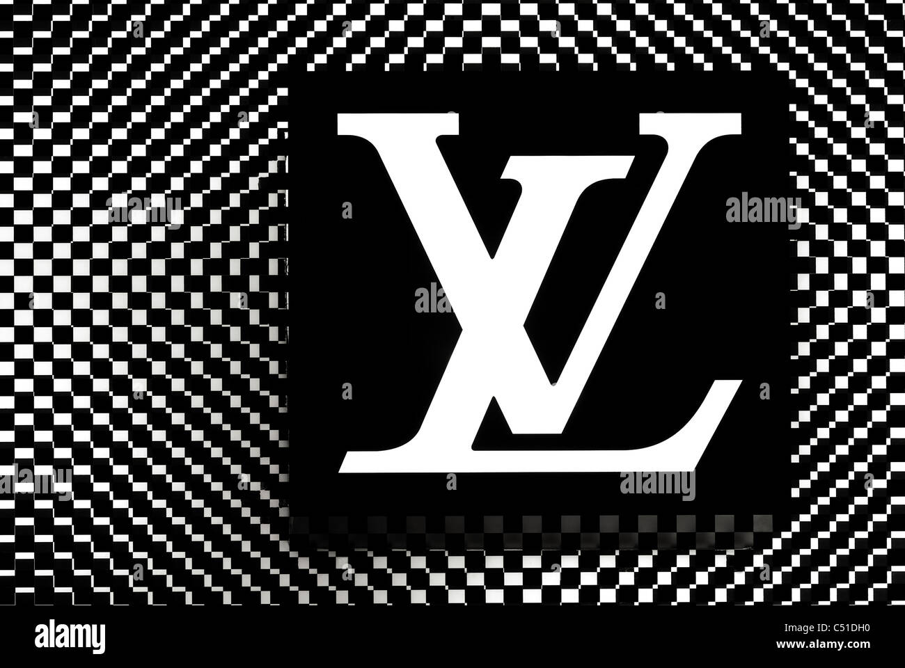 Louis Vuitton Monogram With White Big Logo Center Black Living