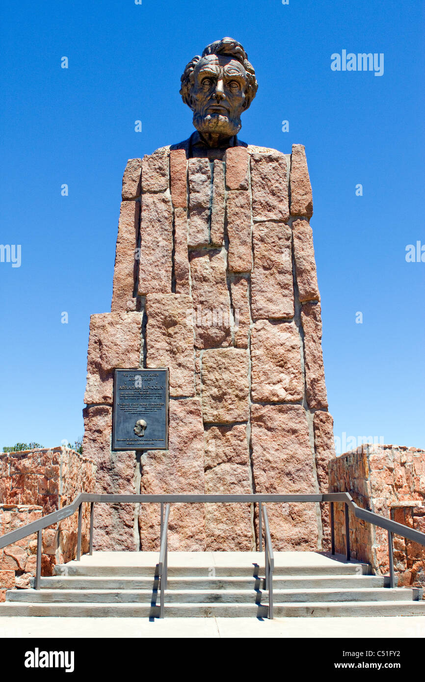Robert Russi's bronze sculpture of Lincoln's head erected in honor of his 150th birthday on interstate 80 near Laramie, Wyoming. Stock Photo