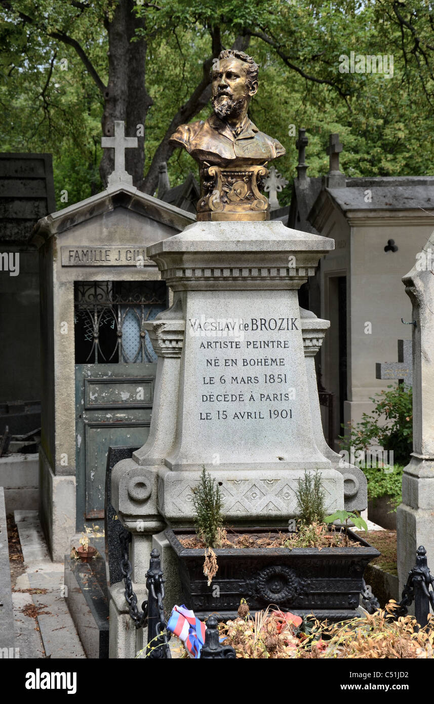 The grave of the Czech artist Vacslav de Brozik (1851-1901) in Montmartre Cemetery in Paris, France. Stock Photo