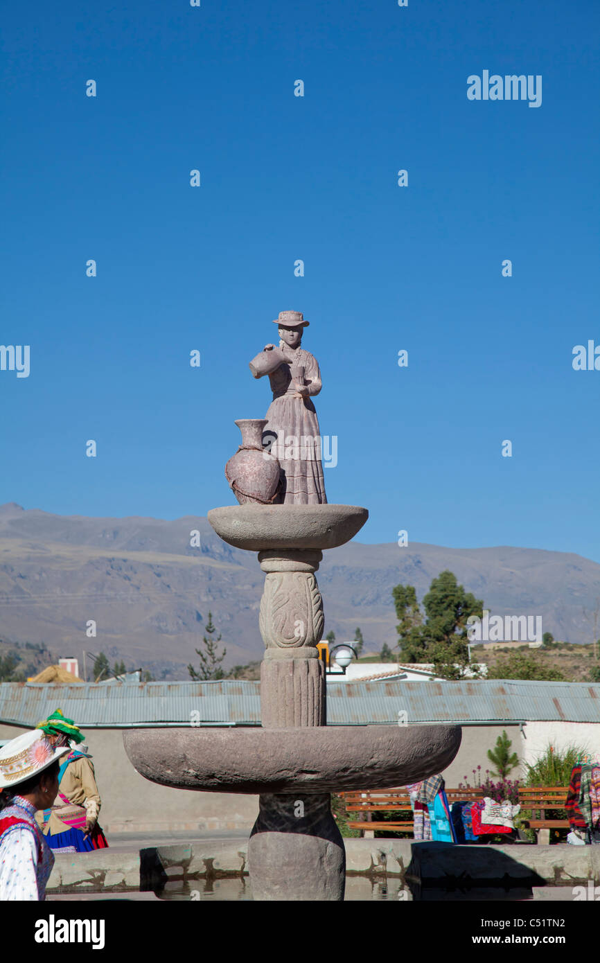 Peru statue hires stock photography and images Alamy