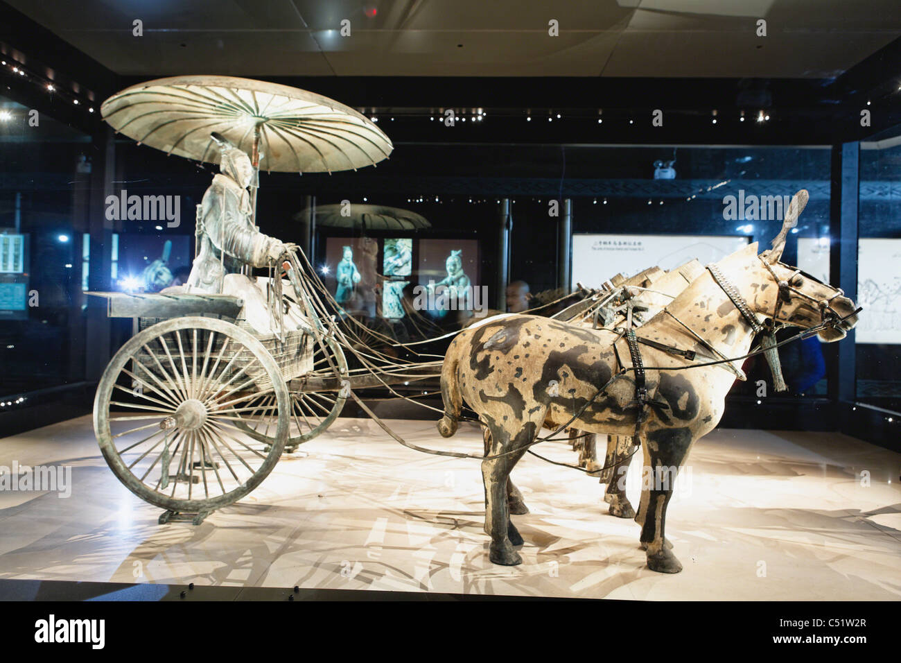 Bronze Chariot Number One on Display in the Museum of Qin Terracotta Warriors and Horses, Shaanxi, China Stock Photo