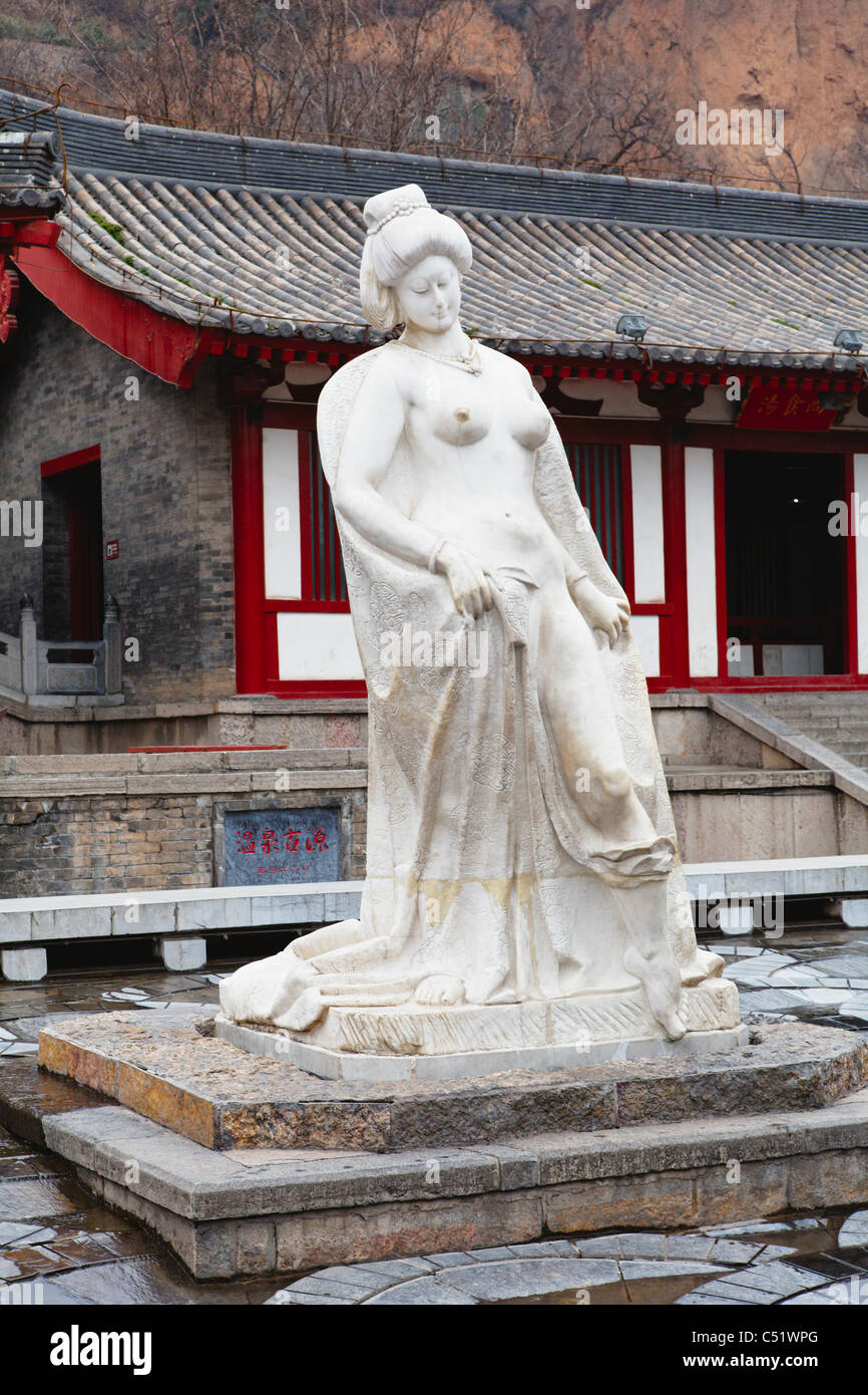 Yang guifei bathing hires stock photography and images Alamy