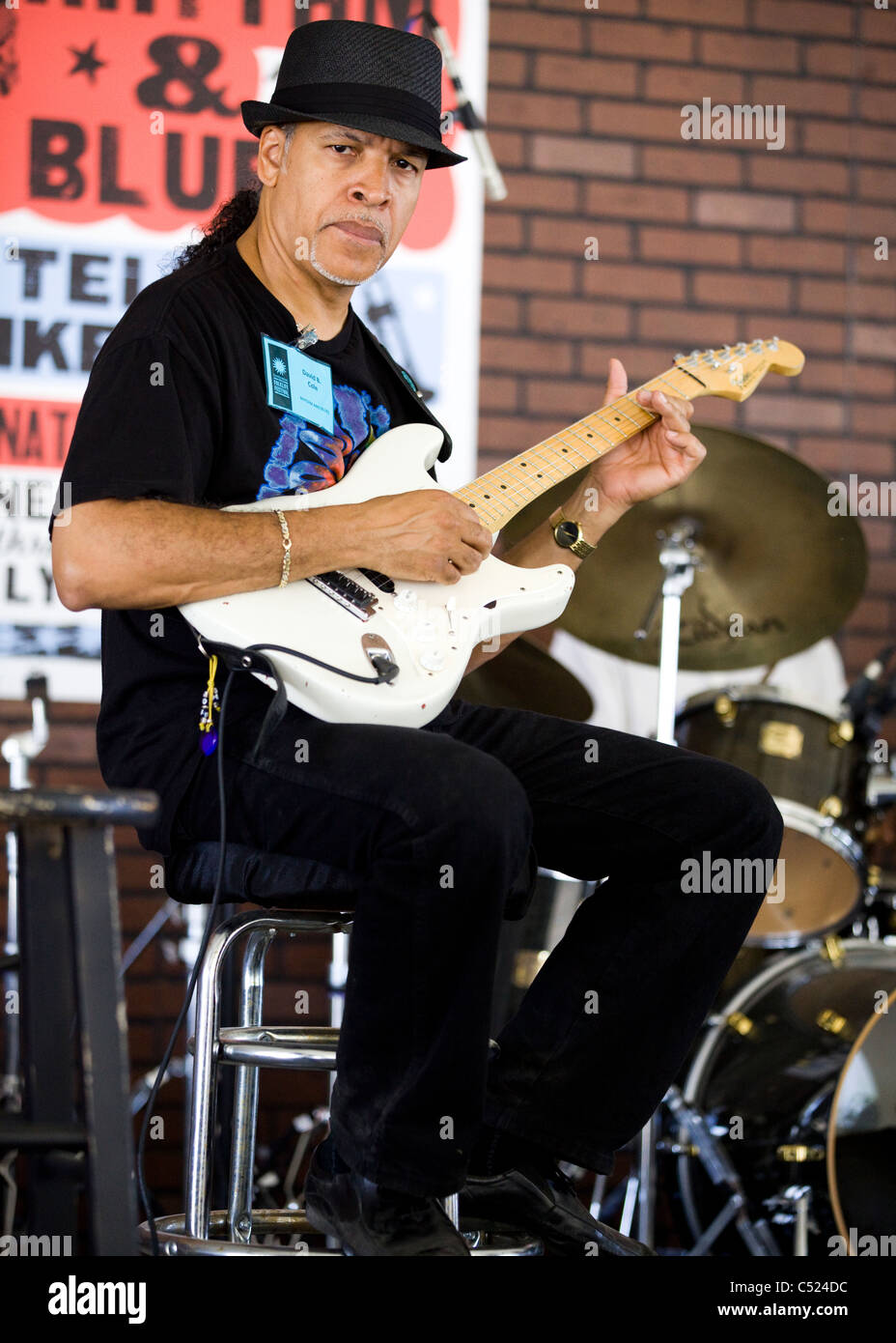 African American Rhythm and Blues guitar player Stock Photo