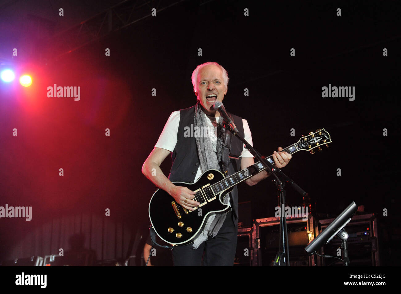 Peter frampton hires stock photography and images Alamy